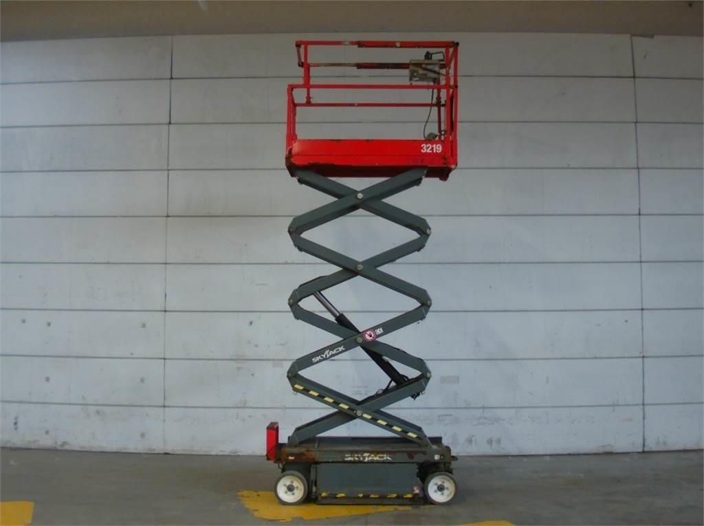 SkyJack SJ3219 - Plataforma de Tijera/ Plataforma de tesoura: foto 4 SkyJack SJ3219 - Plataforma de Tijera/ Plataforma de tesoura: foto 4