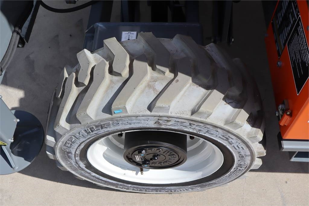 Plataforma de Tijera/ Plataforma de tesoura Snorkel S3970RTE: foto 12