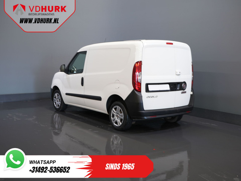 Fiat Dobló Cargo 1.3 MJ BPM VRIJ! 7x Voorraad NL Auto/ Airco/ Bluetooth/ Betimmering - Furgão compacto: foto 2 Fiat Dobló Cargo 1.3 MJ BPM VRIJ! 7x Voorraad NL Auto/ Airco/ Bluetooth/ Betimmering - Furgão compacto: foto 2