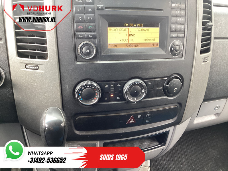 Leasing de Mercedes-Benz Sprinter 313 2.2 CDI Aut. L2 DC Dubbel Cabine EXPORT ONLY Airco/ 2.8t Trekverm./ Imperiaal & Trap Mercedes-Benz Sprinter 313 2.2 CDI Aut. L2 DC Dubbel Cabine EXPORT ONLY Airco/ 2.8t Trekverm./ Imperiaal & Trap: foto 11