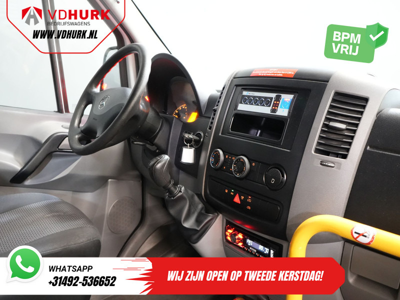 Mercedes-Benz Sprinter 313 2.2 CDI L2H2 €11.132 Incl. BTW BPM VRIJ! EXPORT Combi/ 9 Persoons/ Kombi/ 9P/ Airco/ Rolstoellift - Minibus, Furgão de passageiros: foto 3 Mercedes-Benz Sprinter 313 2.2 CDI L2H2 €11.132 Incl. BTW BPM VRIJ! EXPORT Combi/ 9 Persoons/ Kombi/ 9P/ Airco/ Rolstoellift - Minibus, Furgão de passageiros: foto 3