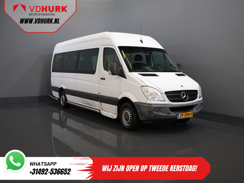 Mercedes-Benz Sprinter 313 2.2 CDI L3H2 €9.922 Incl. BTW BPM VRIJ! EXPORT Combi/ 9 Persoons/ Kombi/ 9P/ Airco/ Rolstoellift - Minibus, Furgão de passageiros: foto 1 Mercedes-Benz Sprinter 313 2.2 CDI L3H2 €9.922 Incl. BTW BPM VRIJ! EXPORT Combi/ 9 Persoons/ Kombi/ 9P/ Airco/ Rolstoellift - Minibus, Furgão de passageiros: foto 1