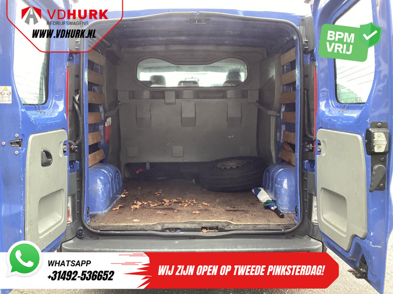 Opel Vivaro 2.5 CDTI 115 pk DC Dubbel Cabine MARGE EXPORT ONLY 2x Schuifdeur/ 6 Pers./ Airco/ PDC/ Trekhaak - Furgão compacto, Carrinha cabine dupla: foto 5 Opel Vivaro 2.5 CDTI 115 pk DC Dubbel Cabine MARGE EXPORT ONLY 2x Schuifdeur/ 6 Pers./ Airco/ PDC/ Trekhaak - Furgão compacto, Carrinha cabine dupla: foto 5