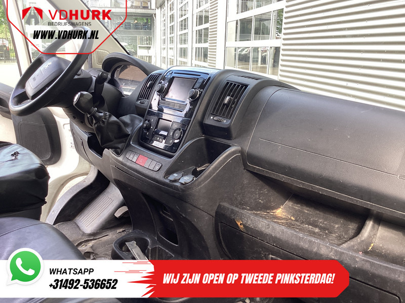 Peugeot Boxer 2.0 HDI 130 pk L2H2 EXPORT ONLY Gev.Stoel/ Climate/ Navi/ Camera/ Cruise/ Trekhaak - Furgão compacto: foto 3 Peugeot Boxer 2.0 HDI 130 pk L2H2 EXPORT ONLY Gev.Stoel/ Climate/ Navi/ Camera/ Cruise/ Trekhaak - Furgão compacto: foto 3