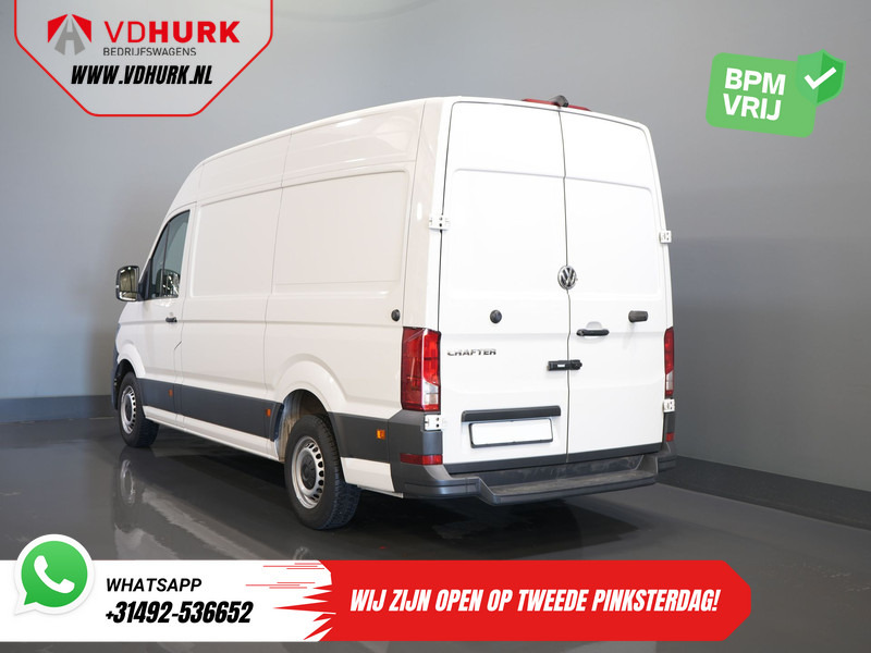 Volkswagen Crafter 35 2.0 TDI 140 pk L3H3 BPM VRIJ! 270Gr. Deuren/ Carplay/ Climate/ Camera/ Cruise - Furgão: foto 2 Volkswagen Crafter 35 2.0 TDI 140 pk L3H3 BPM VRIJ! 270Gr. Deuren/ Carplay/ Climate/ Camera/ Cruise - Furgão: foto 2