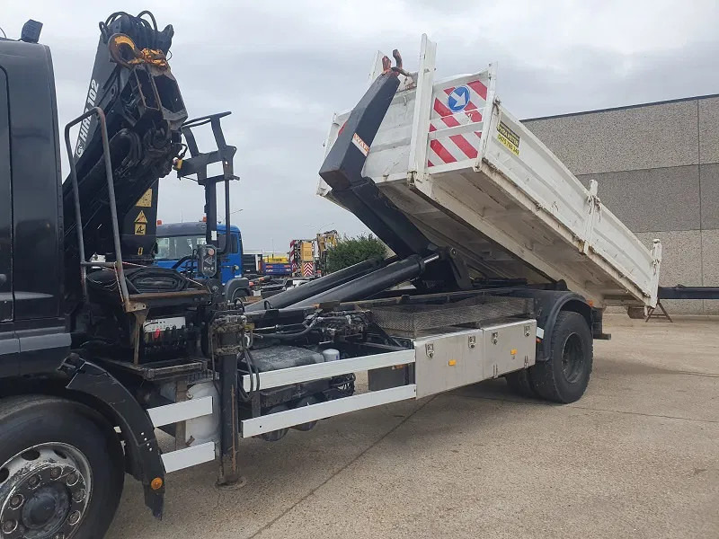 Mercedes-Benz Atego 1928 - Camião grua: foto 4 Mercedes-Benz Atego 1928 - Camião grua: foto 4