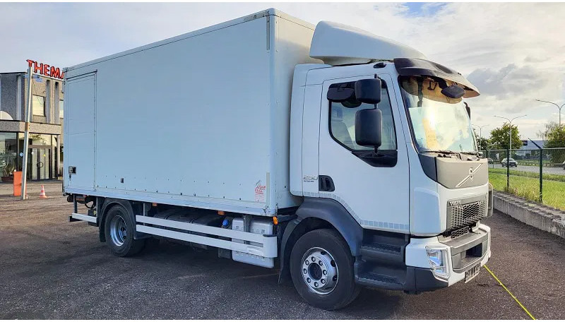Volvo FL 250 - Camião furgão: foto 2 Volvo FL 250 - Camião furgão: foto 2