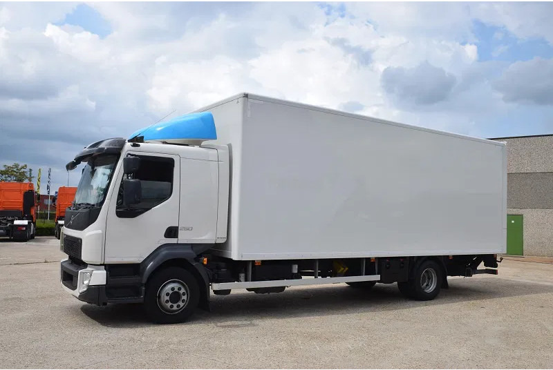 Volvo FL 250 - Camião furgão: foto 3 Volvo FL 250 - Camião furgão: foto 3