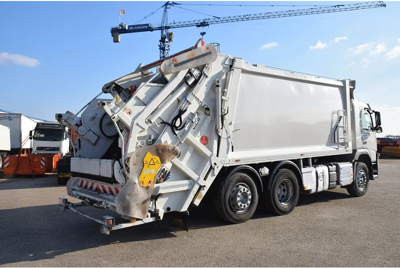 Volvo FM 330 - Caminhão de lixo: foto 5 Volvo FM 330 - Caminhão de lixo: foto 5