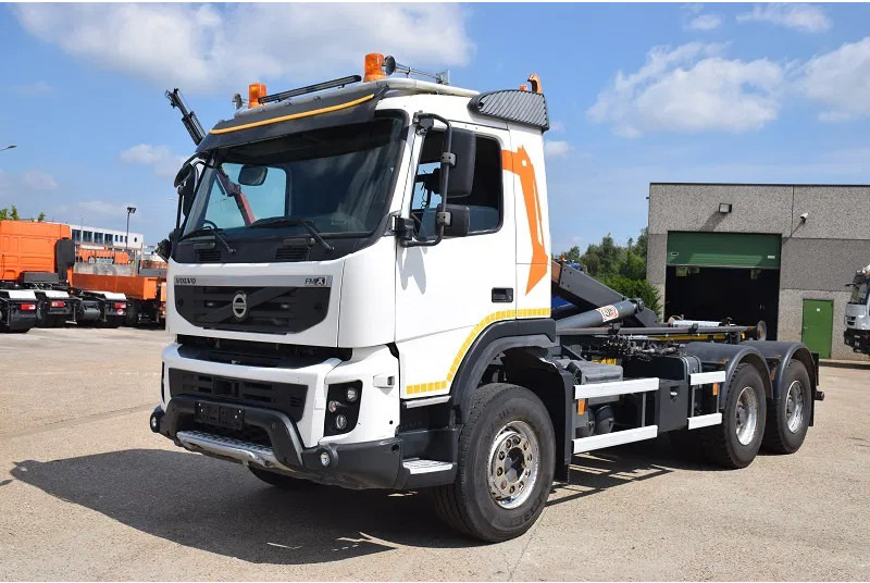 Volvo FMX 460 - Camião polibenne: foto 2 Volvo FMX 460 - Camião polibenne: foto 2