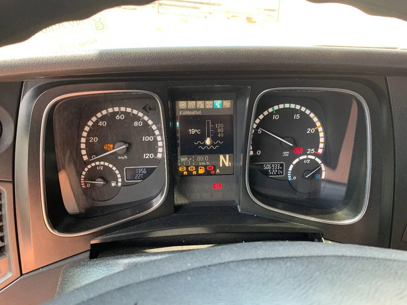 Mercedes-Benz Actros 2548 6X2 + Aanhanger*Palfinger crane*Cruise control*Airco* - Camião de lona, Camião grua: foto 5 Mercedes-Benz Actros 2548 6X2 + Aanhanger*Palfinger crane*Cruise control*Airco* - Camião de lona, Camião grua: foto 5