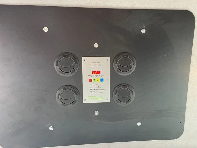 Camião basculante, Camião grua Mercedes-Benz Arocs 3342 *6x6*meegestuurd as*2zijdige kipper*Airco*Bluetooth: foto 9 Camião basculante, Camião grua Mercedes-Benz Arocs 3342 *6x6*meegestuurd as*2zijdige kipper*Airco*Bluetooth: foto 9