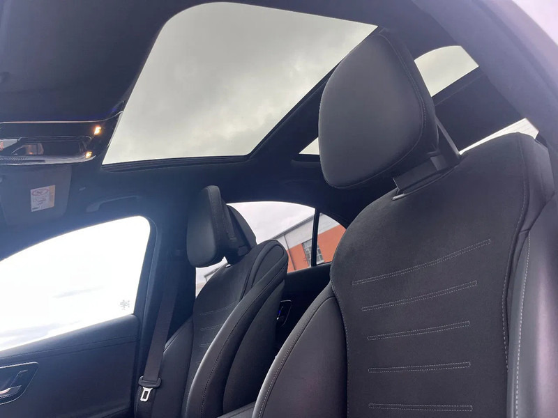 Mercedes-Benz C-Klasse C300e Sedan*AMG PAKKET*NIGHT PAKKET*HEADUPDISPL*360°CAM* - Sedan: foto 5 Mercedes-Benz C-Klasse C300e Sedan*AMG PAKKET*NIGHT PAKKET*HEADUPDISPL*360°CAM* - Sedan: foto 5