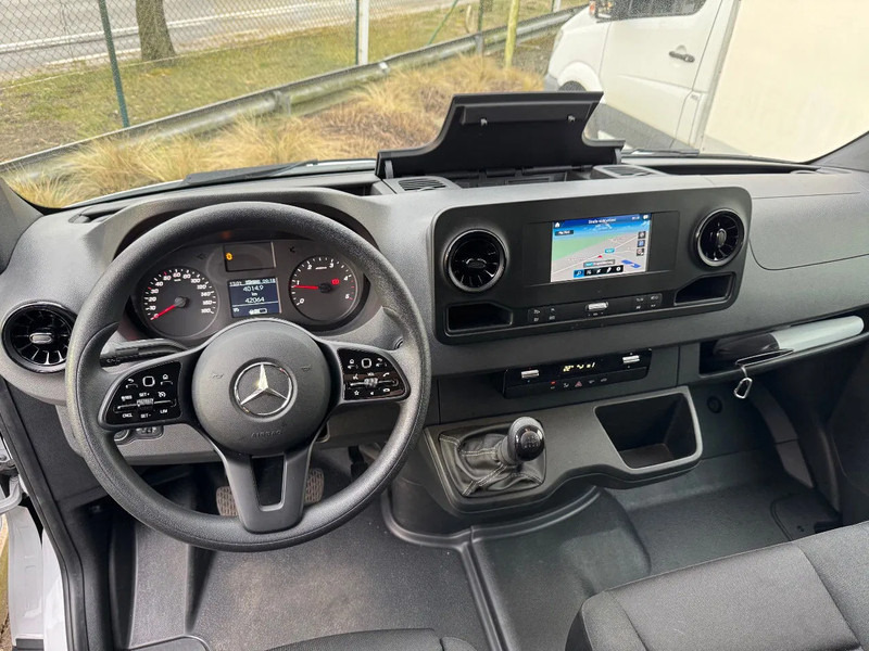 Mercedes-Benz Sprinter 315 L3H2*360°Camera*parktronic*cruise control*zetelverwarming* - Furgão: foto 4 Mercedes-Benz Sprinter 315 L3H2*360°Camera*parktronic*cruise control*zetelverwarming* - Furgão: foto 4