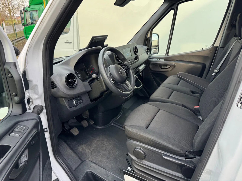 Mercedes-Benz Sprinter 315 L3H2*360°Camera*parktronic*cruise control*zetelverwarming* - Furgão: foto 3 Mercedes-Benz Sprinter 315 L3H2*360°Camera*parktronic*cruise control*zetelverwarming* - Furgão: foto 3