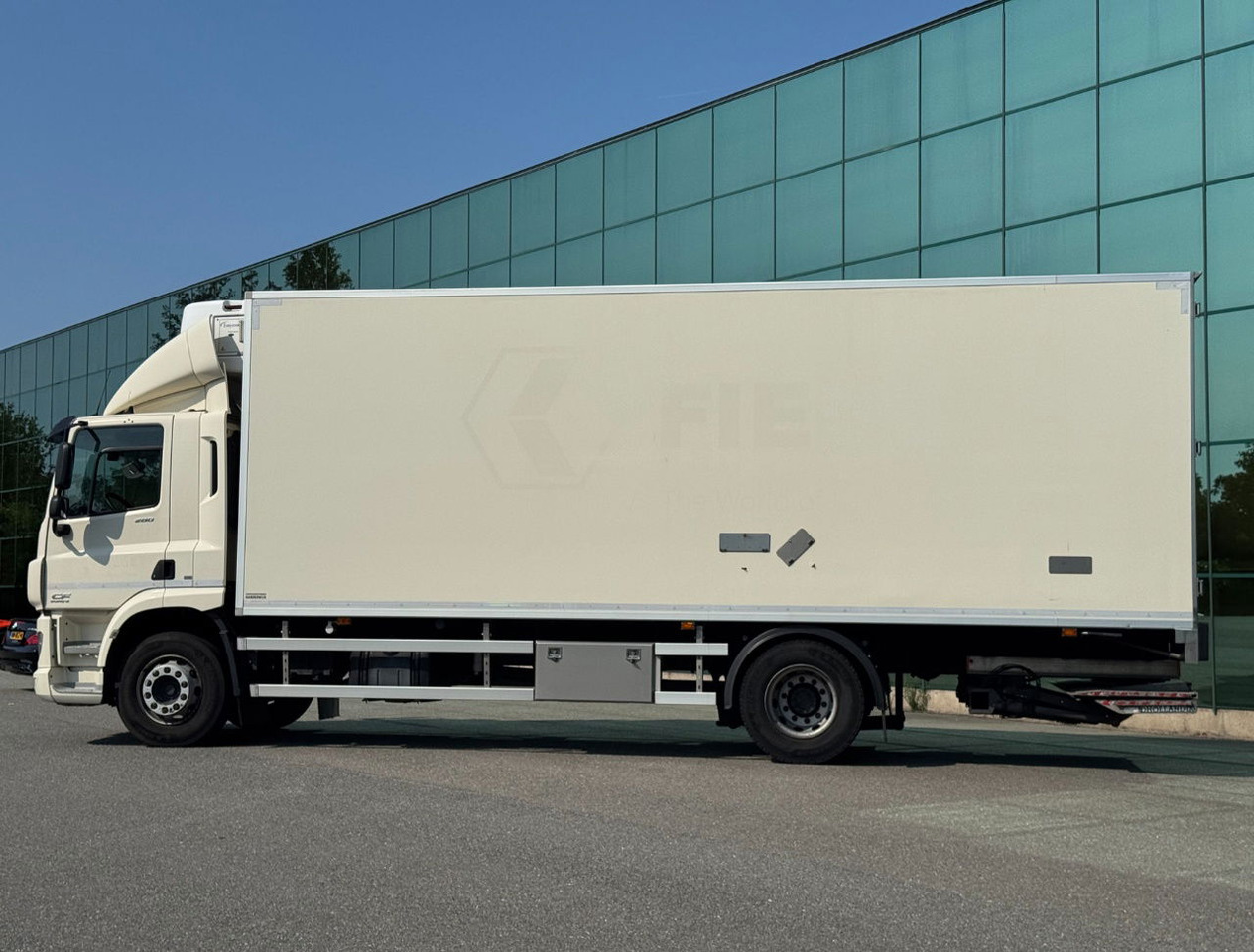 DAF CF 250 Carrier Supra 1150 Multi Temp 561.000 KM Tail Lift NL Truck - Camião frigorífico: foto 2 DAF CF 250 Carrier Supra 1150 Multi Temp 561.000 KM Tail Lift NL Truck - Camião frigorífico: foto 2