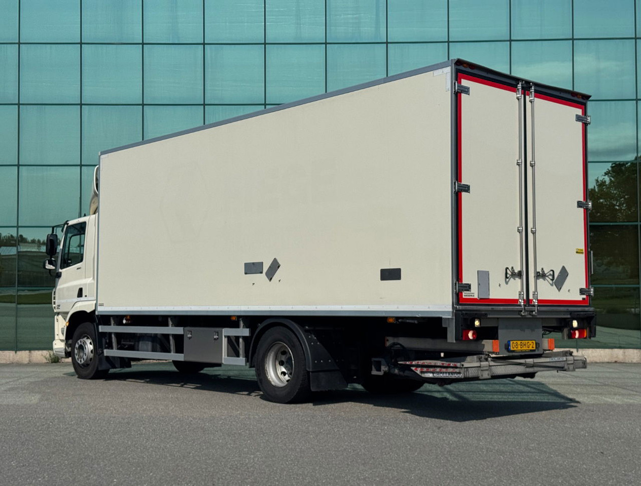 DAF CF 250 Carrier Supra 1150 Multi Temp 561.000 KM Tail Lift NL Truck - Camião frigorífico: foto 3 DAF CF 250 Carrier Supra 1150 Multi Temp 561.000 KM Tail Lift NL Truck - Camião frigorífico: foto 3