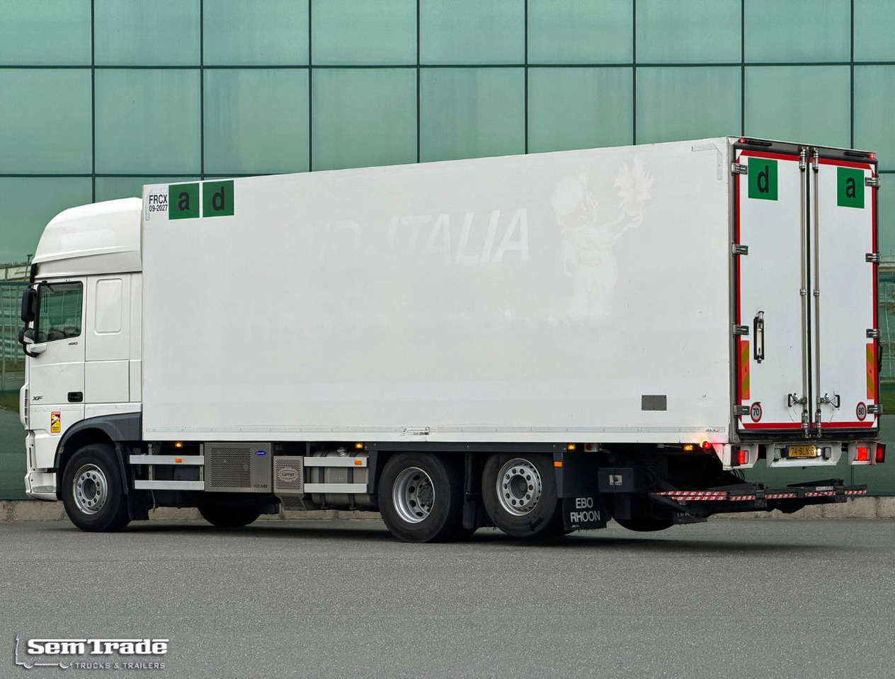 DAF XF 480 FAR SSC Isolated BOX 810x250x275 CM Inside TRS Cooling Tail Lift TOP Condition NL-Truck - Camião frigorífico: foto 3 DAF XF 480 FAR SSC Isolated BOX 810x250x275 CM Inside TRS Cooling Tail Lift TOP Condition NL-Truck - Camião frigorífico: foto 3