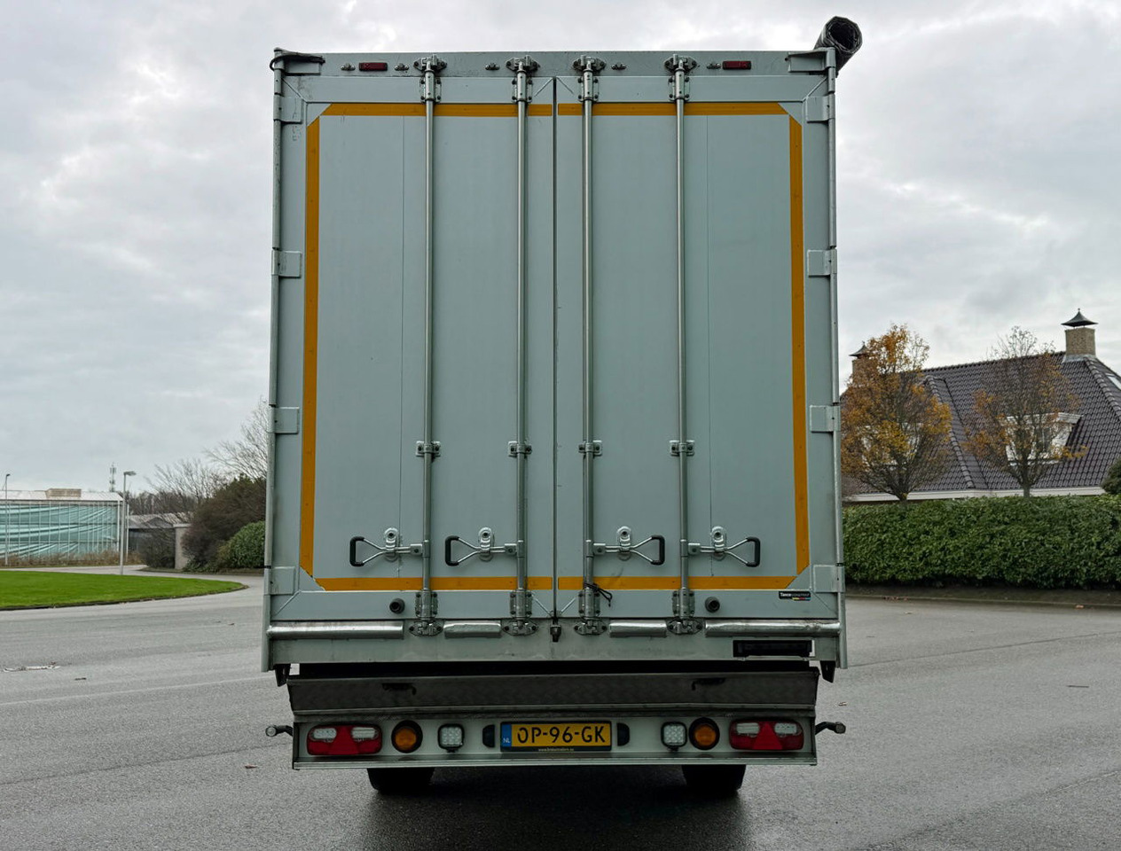 Kraker CF-X2 Walking Floor 2X Steering Axle TOP Condition Holland-Trailer - Semi-reboque piso móvel: foto 4 Kraker CF-X2 Walking Floor 2X Steering Axle TOP Condition Holland-Trailer - Semi-reboque piso móvel: foto 4