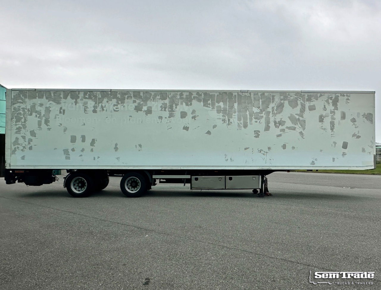 Lamboo T03 Isolated BOX + Heater Steering Axle Lift Axle Tail Lift NL-Trailer - Semi-reboque furgão: foto 5 Lamboo T03 Isolated BOX + Heater Steering Axle Lift Axle Tail Lift NL-Trailer - Semi-reboque furgão: foto 5