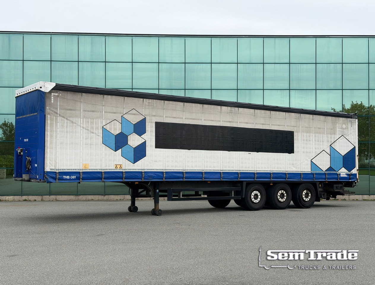 Schmitz Cargobull SCBS3T Disc Brakes Galvanised Chassis 2.000 KG Lift NL Trailer - Semi-reboque de lona: foto 1 Schmitz Cargobull SCBS3T Disc Brakes Galvanised Chassis 2.000 KG Lift NL Trailer - Semi-reboque de lona: foto 1