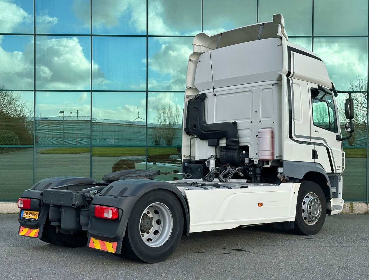 DAF CF 440 FT Space CAB 2x Tanks 766.000 KM TOP Condition NL Truck 2 Similar Pie - Tractor: foto 4 DAF CF 440 FT Space CAB 2x Tanks 766.000 KM TOP Condition NL Truck 2 Similar Pie - Tractor: foto 4