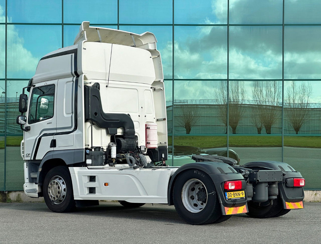 DAF CF 440 FT Space CAB 2x Tanks 766.000 KM TOP Condition NL Truck 2 Similar Pie - Tractor: foto 3 DAF CF 440 FT Space CAB 2x Tanks 766.000 KM TOP Condition NL Truck 2 Similar Pie - Tractor: foto 3