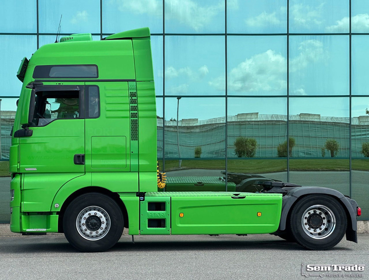 MAN TGX 18.460 Euro 6 Only 697.000 KM 2X Tanks TOP Condition BE-Truck - Tractor: foto 2 MAN TGX 18.460 Euro 6 Only 697.000 KM 2X Tanks TOP Condition BE-Truck - Tractor: foto 2