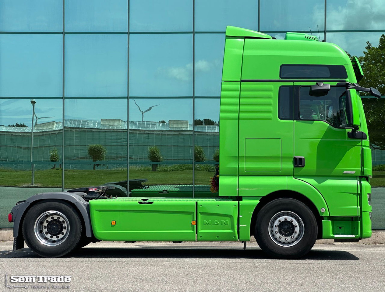 MAN TGX 18.460 Euro 6 Only 697.000 KM 2X Tanks TOP Condition BE-Truck - Tractor: foto 5 MAN TGX 18.460 Euro 6 Only 697.000 KM 2X Tanks TOP Condition BE-Truck - Tractor: foto 5
