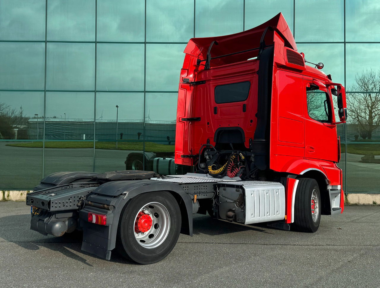 Mercedes-Benz Actros 1842 Full AIR Only 416.000 KM Euro 6 TOP Condition NL Truck - Tractor: foto 4 Mercedes-Benz Actros 1842 Full AIR Only 416.000 KM Euro 6 TOP Condition NL Truck - Tractor: foto 4