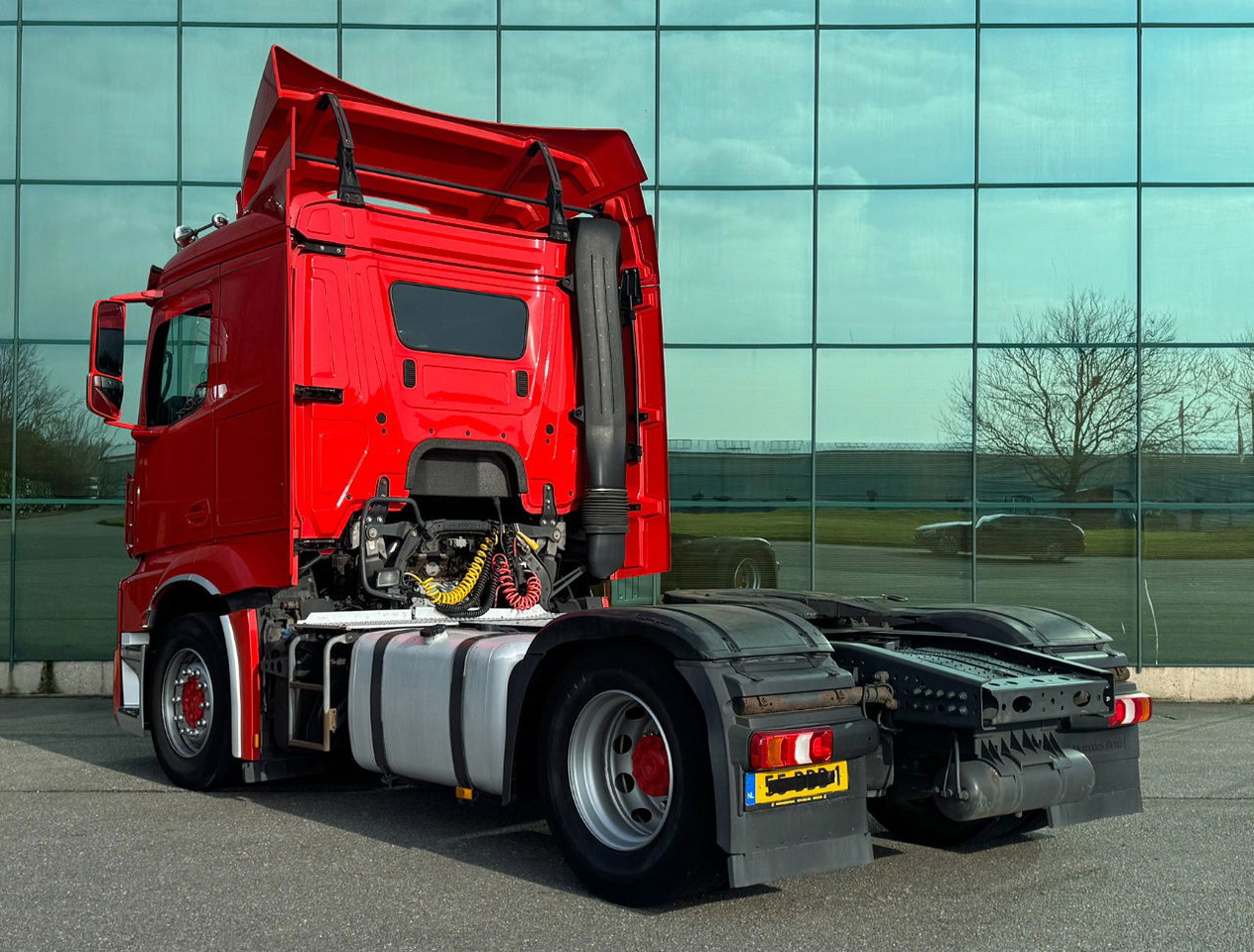 Mercedes-Benz Actros 1842 Full AIR Only 416.000 KM Euro 6 TOP Condition NL Truck - Tractor: foto 3 Mercedes-Benz Actros 1842 Full AIR Only 416.000 KM Euro 6 TOP Condition NL Truck - Tractor: foto 3