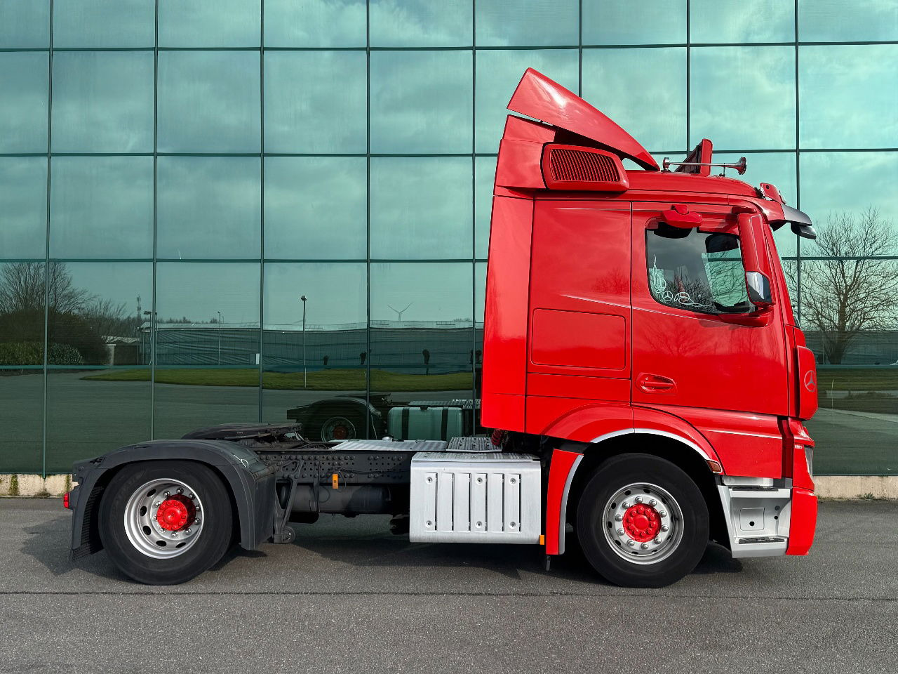 Mercedes-Benz Actros 1842 Full AIR Only 416.000 KM Euro 6 TOP Condition NL Truck - Tractor: foto 5 Mercedes-Benz Actros 1842 Full AIR Only 416.000 KM Euro 6 TOP Condition NL Truck - Tractor: foto 5