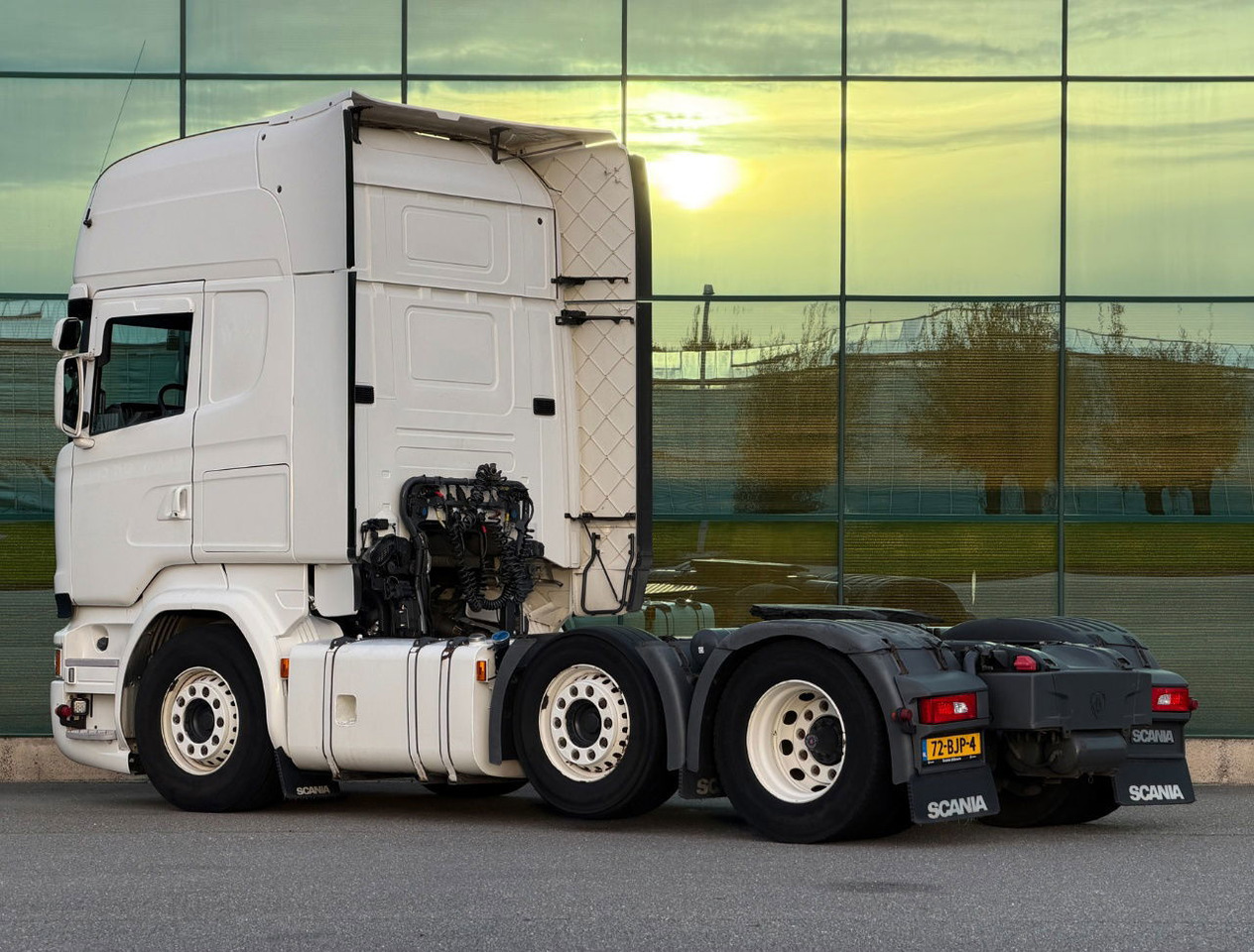 Scania R450 Topline 6X2 Twinsteer Retarder 2X Tanks Park Cooling TOP Condition - Tractor: foto 3 Scania R450 Topline 6X2 Twinsteer Retarder 2X Tanks Park Cooling TOP Condition - Tractor: foto 3