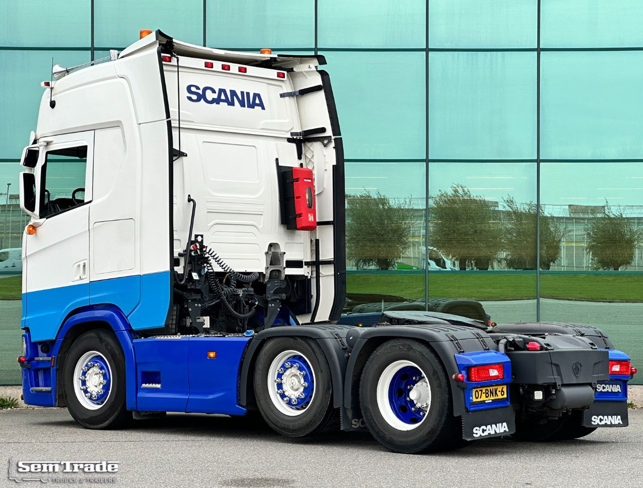 Scania S450 Full AIR Retarder 2X Tanks Only 659.000 KM Super Condition - Tractor: foto 3 Scania S450 Full AIR Retarder 2X Tanks Only 659.000 KM Super Condition - Tractor: foto 3