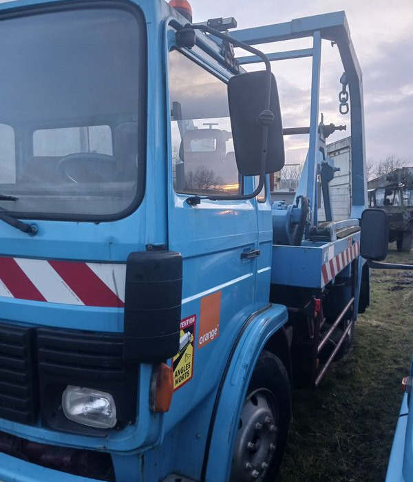 Camion Porte tourets Renault ,Iveco ,etc - Camião multibenne: foto 4 Camion Porte tourets Renault ,Iveco ,etc - Camião multibenne: foto 4