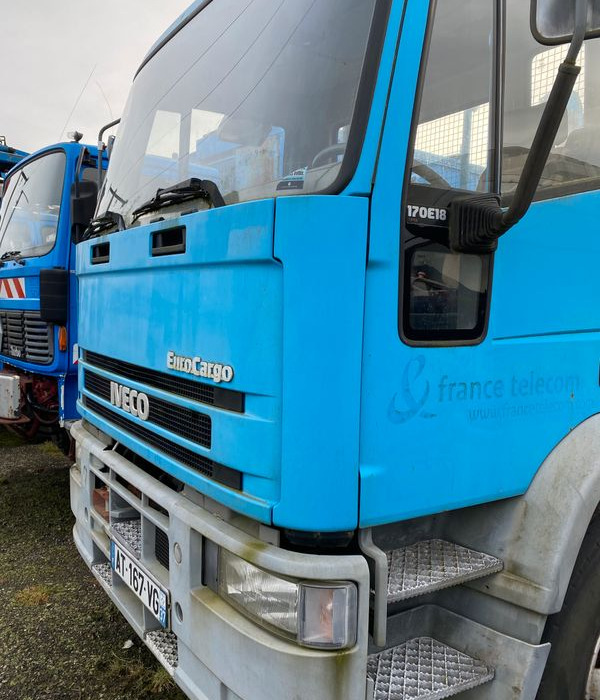 Camion Porte tourets Renault ,Iveco ,etc - Camião multibenne: foto 1 Camion Porte tourets Renault ,Iveco ,etc - Camião multibenne: foto 1