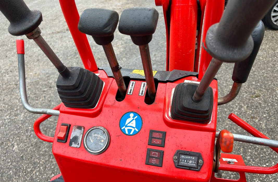 Mini Pelle BOBCAT 1138 KGS - Mini escavadeira: foto 4 Mini Pelle BOBCAT 1138 KGS - Mini escavadeira: foto 4