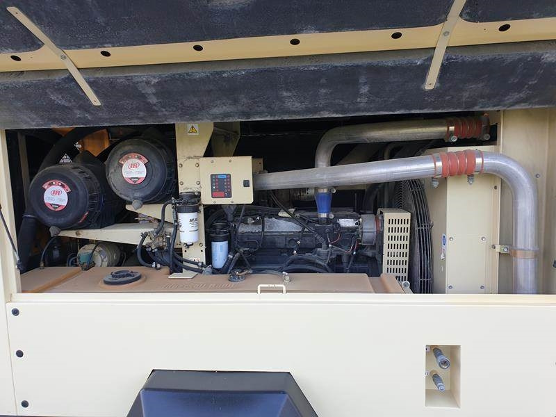 Doosan 14 / 115 - N - Compressor de ar: foto 5 Doosan 14 / 115 - N - Compressor de ar: foto 5