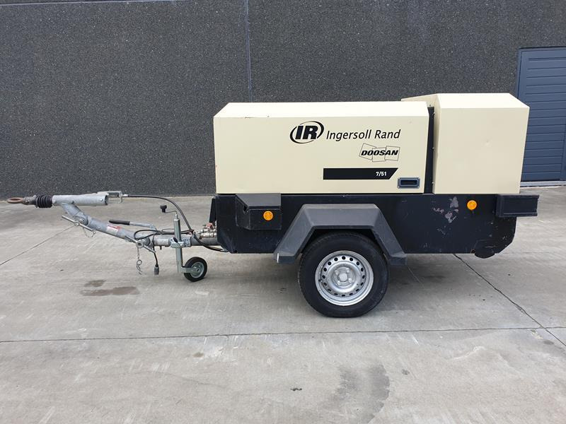 Doosan 7 / 51 - Compressor de ar: foto 1 Doosan 7 / 51 - Compressor de ar: foto 1
