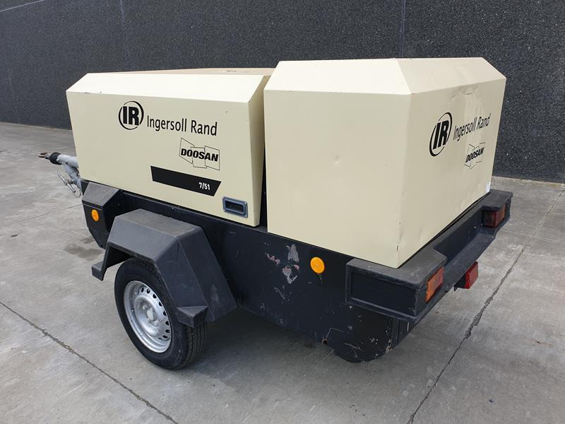 Doosan 7 / 51 - Compressor de ar: foto 3 Doosan 7 / 51 - Compressor de ar: foto 3