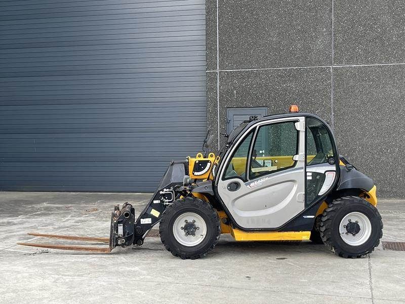 Manitou MT 420 H - Empilhador telescópico: foto 2 Manitou MT 420 H - Empilhador telescópico: foto 2