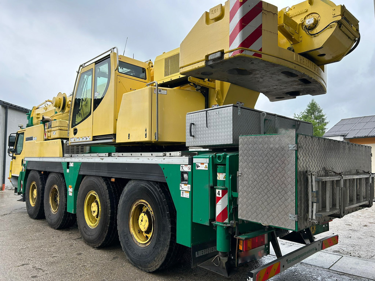 LIEBHERR LTM 1070-4.2 - Grua móvel: foto 3 LIEBHERR LTM 1070-4.2 - Grua móvel: foto 3