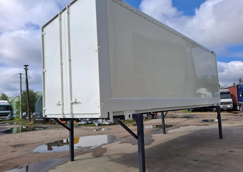 Inny Kontener BDF 18 palet - Carroçaria para furgões: foto 1 Inny Kontener BDF 18 palet - Carroçaria para furgões: foto 1