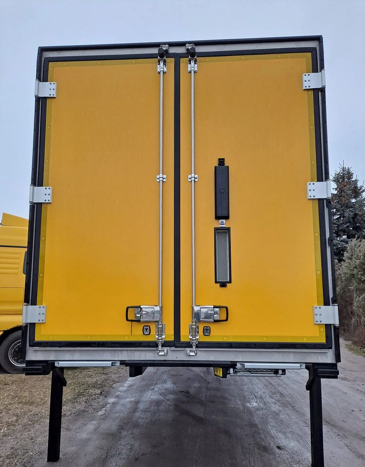 Krone Kontener Chłodnia BDF Izoterma NOWA - Carroçaria - frigorífico: foto 4 Krone Kontener Chłodnia BDF Izoterma NOWA - Carroçaria - frigorífico: foto 4