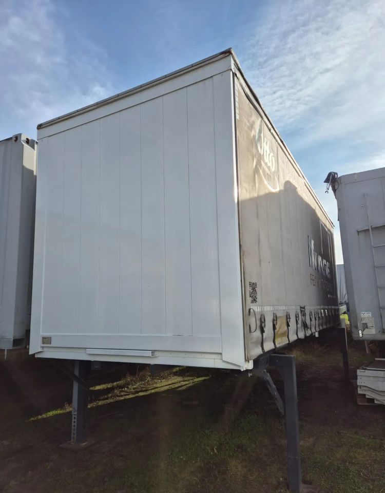 Krone - Toldo carroçaria: foto 4 Krone - Toldo carroçaria: foto 4