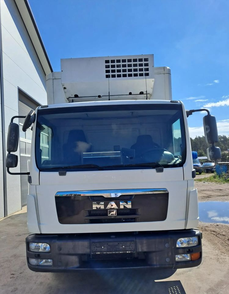 MAN TGL 12.220 Chłodnia agregat WKD-II SR - Camião frigorífico: foto 4 MAN TGL 12.220 Chłodnia agregat WKD-II SR - Camião frigorífico: foto 4