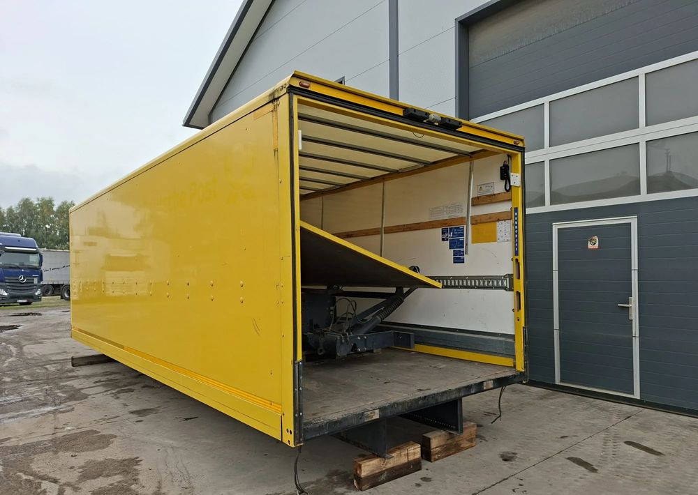 MAN TGL kontener zdemontowany - Camião furgão: foto 2 MAN TGL kontener zdemontowany - Camião furgão: foto 2