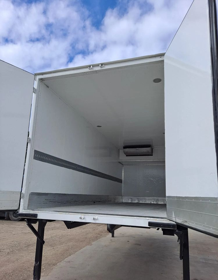 Schmitz Cargobull Kontener chłodnia BDF Thermo King MD300 - Reboque frigorífico: foto 5 Schmitz Cargobull Kontener chłodnia BDF Thermo King MD300 - Reboque frigorífico: foto 5