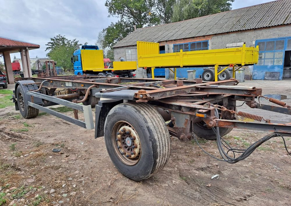 Schmitz Cargobull Przyczepa Schmitz BDF - Reboque transportador de contêineres/ Caixa móvel: foto 4 Schmitz Cargobull Przyczepa Schmitz BDF - Reboque transportador de contêineres/ Caixa móvel: foto 4