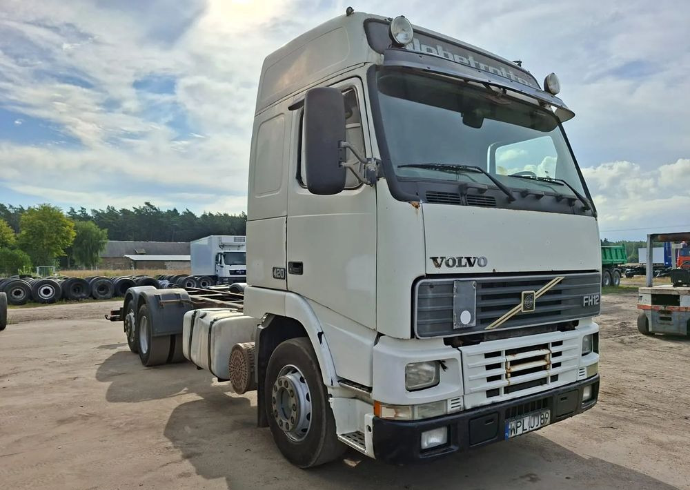Volvo FH 420 6x2 - Camião chassi: foto 2 Volvo FH 420 6x2 - Camião chassi: foto 2